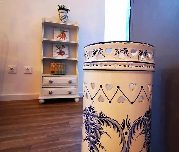 Charming Portuguese Style Apartment, For Rent Vida à Portuguesa, Amêndoa Or Limão Local *