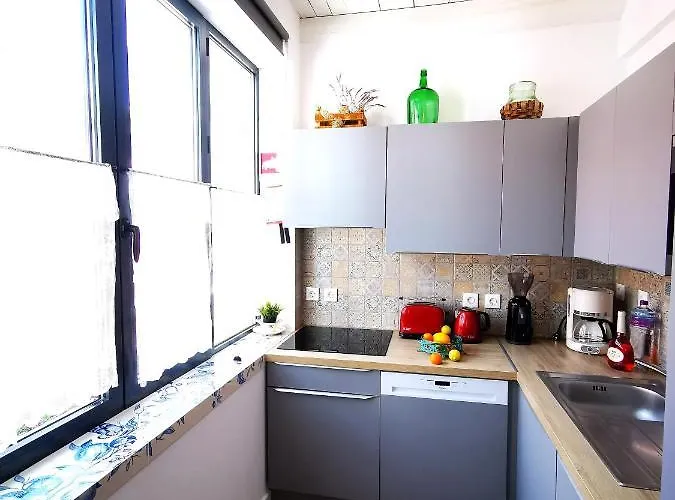 Charming Portuguese Style Apartment, For Rent Vida à Portuguesa, Amêndoa Or Limão Local Portimão