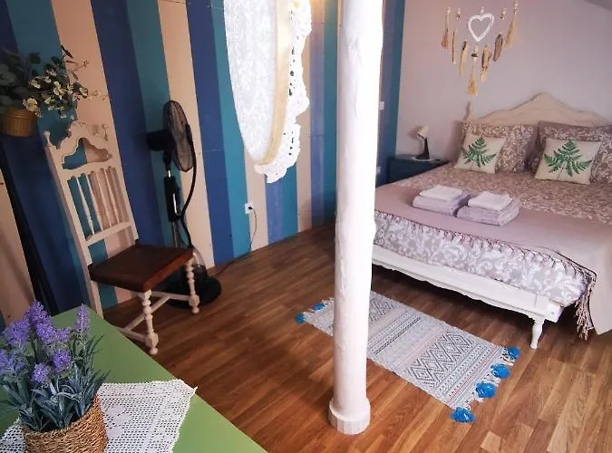 Vida A Portuguesa: Charming Portuguese-style