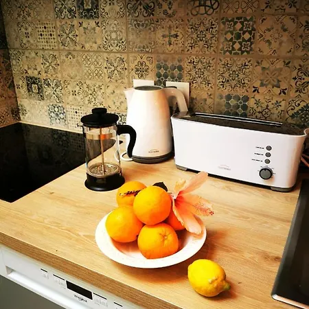 Апартаменты Charming Portuguese Style Apartment, For Rent 