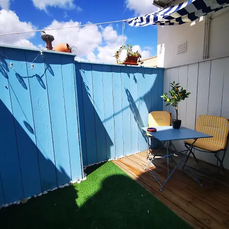 'amendoa Or Limao' Charming Portuguese Style For Rent 'vida A Portuguesa', Local Appartement *