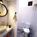 アパート Charming Portuguese Style Apartment, For Rent 