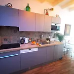 アパート Charming Portuguese Style Apartment, For Rent 