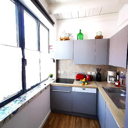 Charming Portuguese Style Apartment, For Rent Vida à Portuguesa, Amêndoa Or Limão Local Portimão