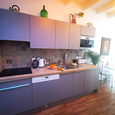 Apartament Charming Portuguese Style Apartment, For Rent 